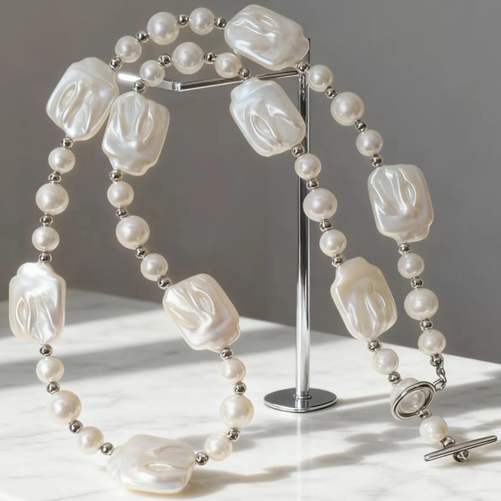 Dervina Pearl Necklace