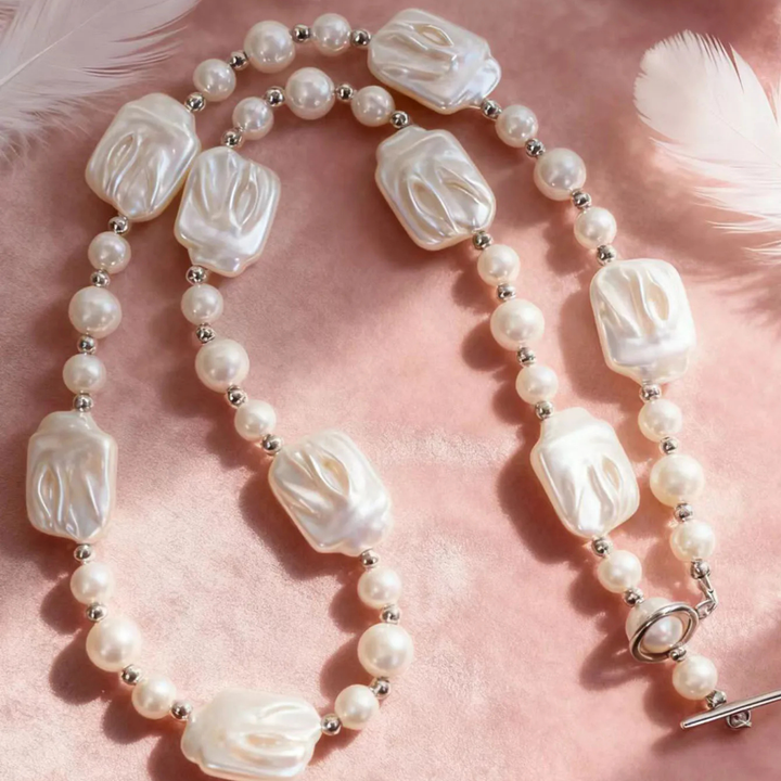 Dervina Pearl Necklace
