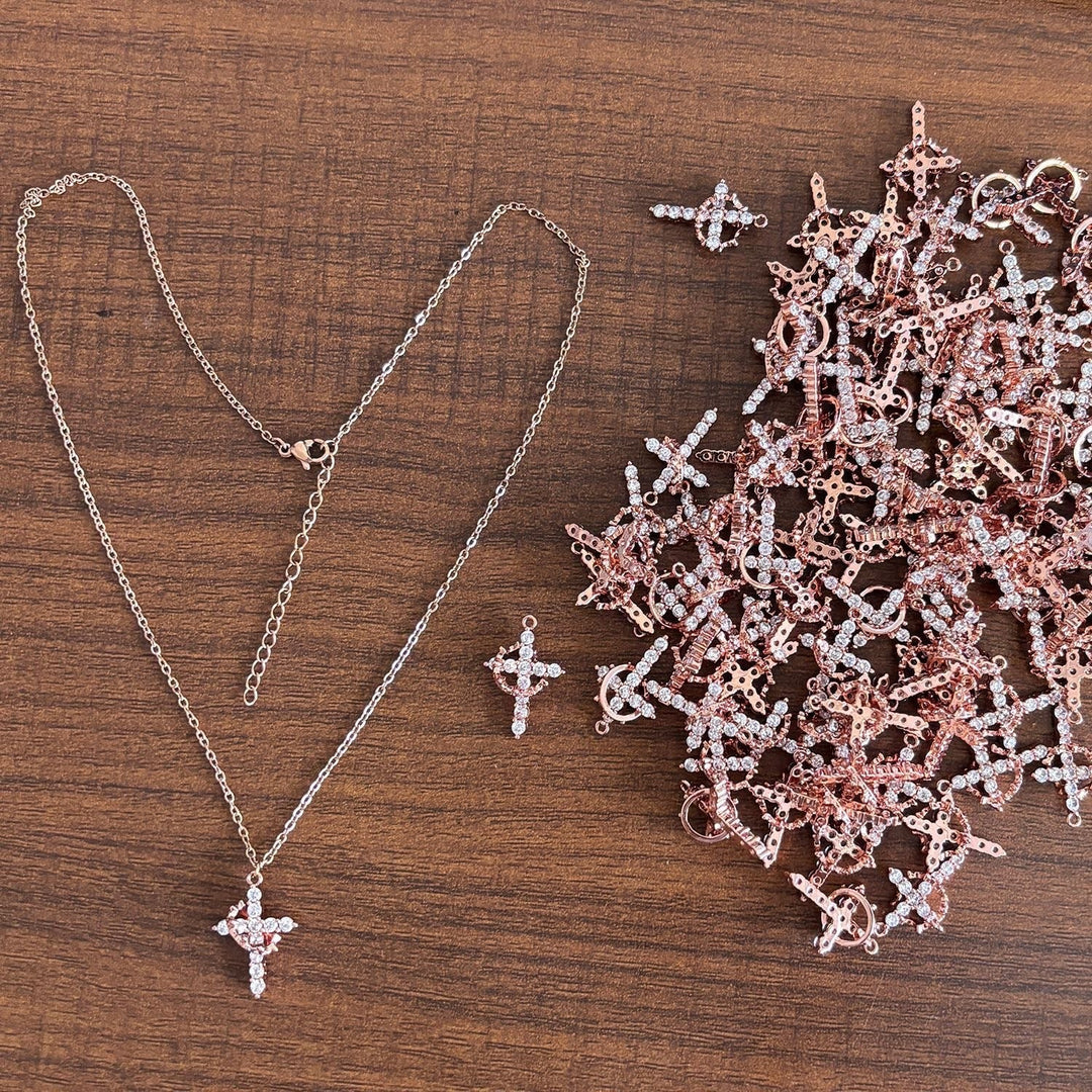 NIVES Necklace