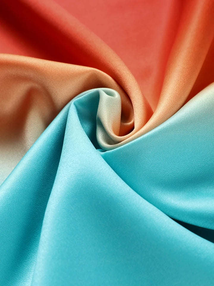 SOLARIA Maxi Dress