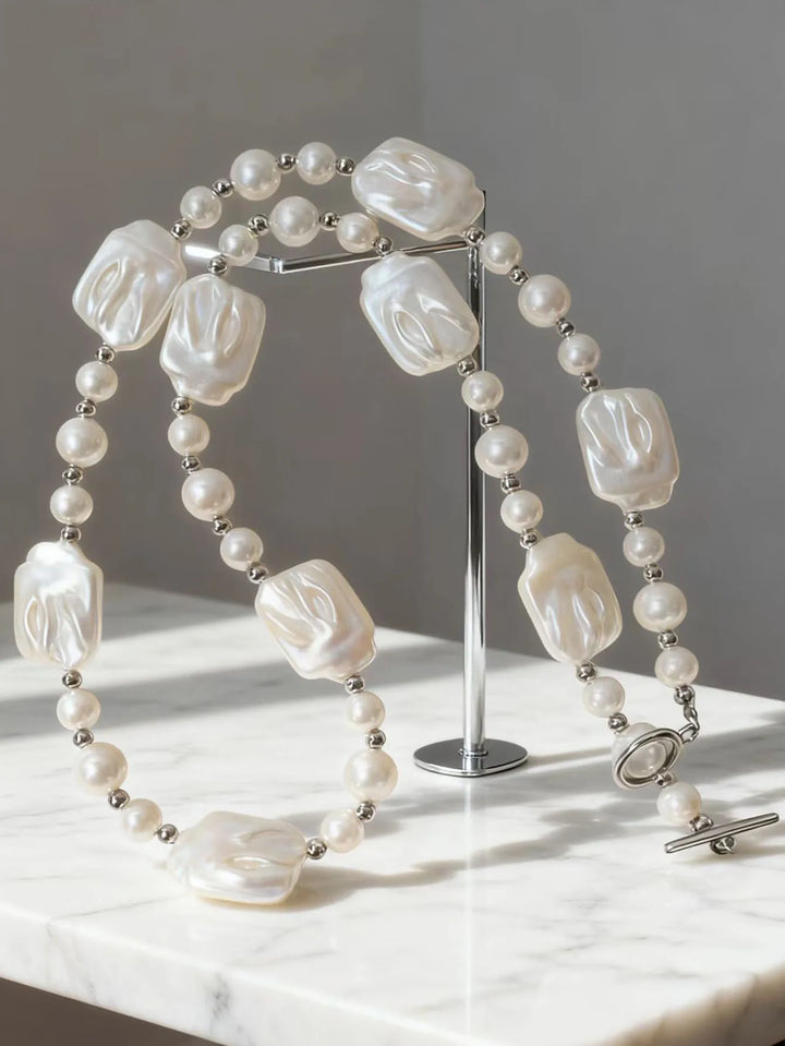 Dervina Pearl Necklace