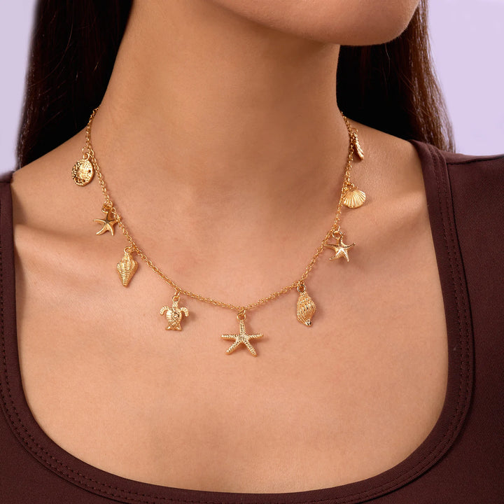 Dilavora Starfish Necklace