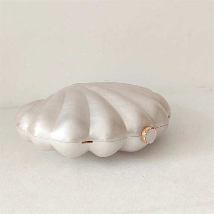 Quenzia Clutch Bag