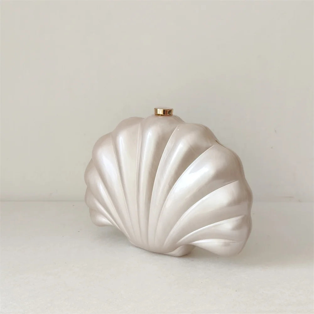 Quenzia Clutch Bag